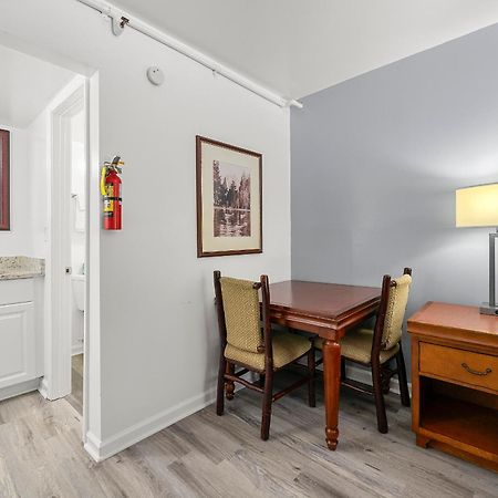 Budgetel Inn And Suites Atlanta Esterno foto
