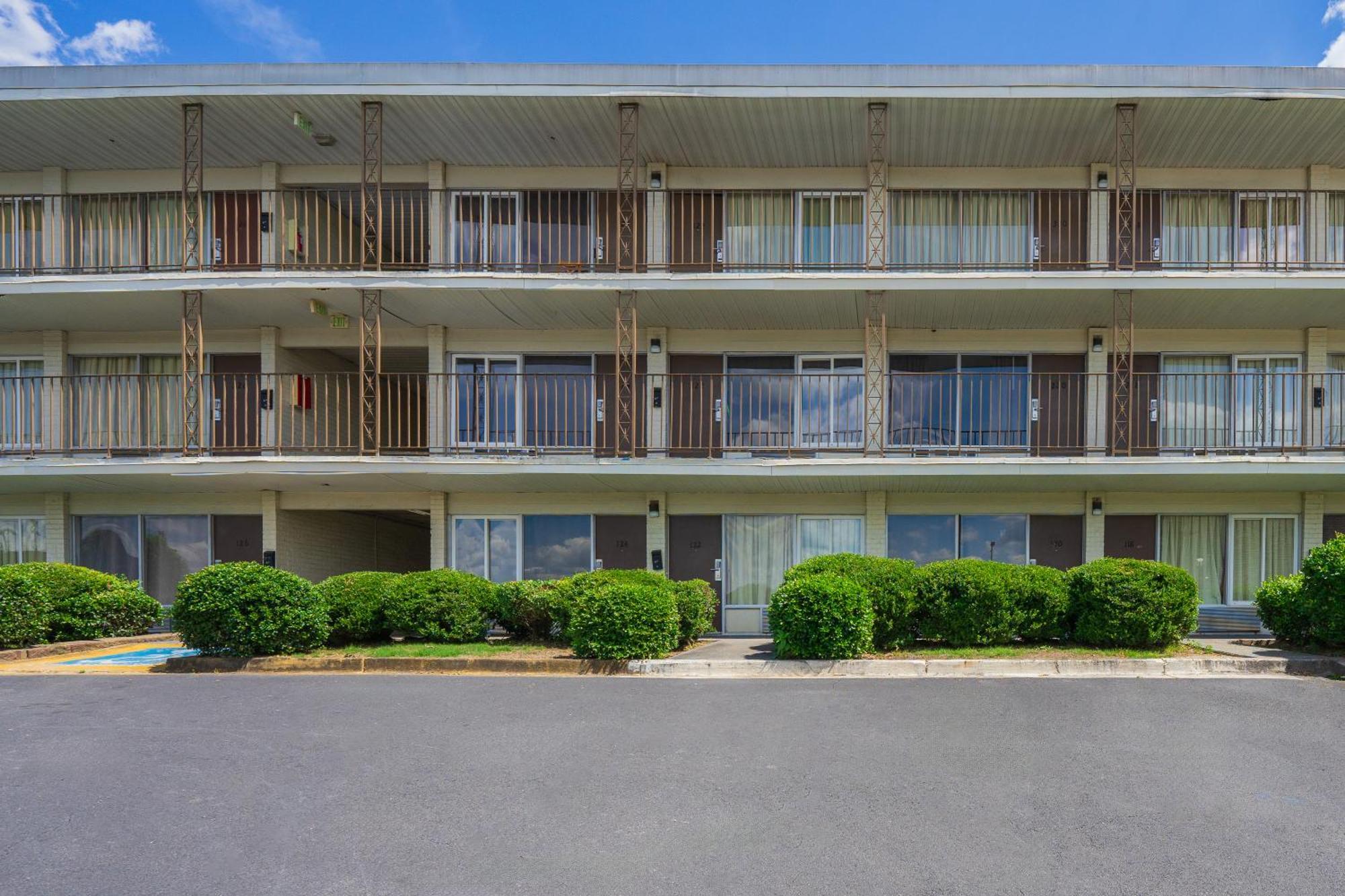 Budgetel Inn And Suites Atlanta Esterno foto