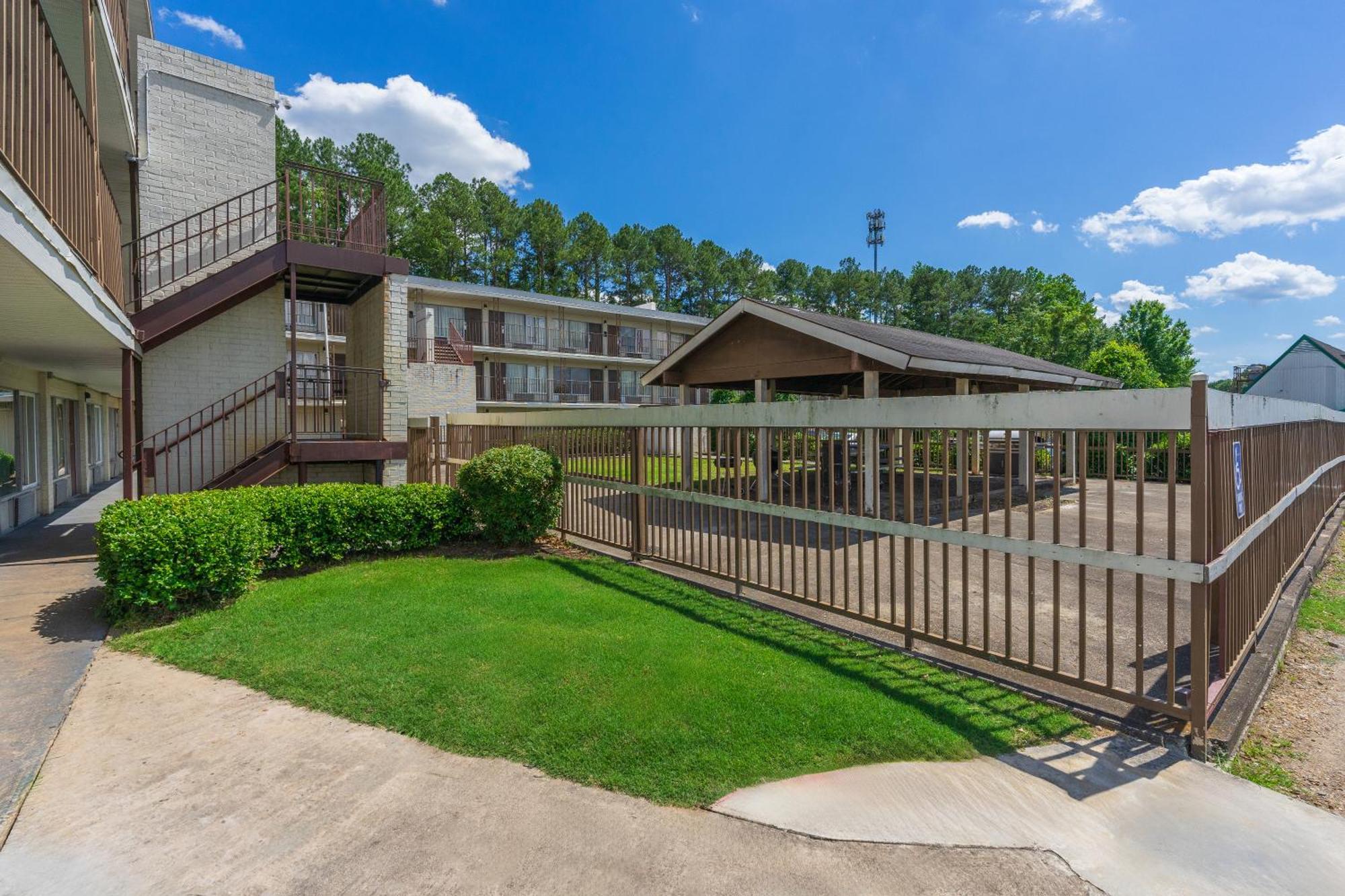 Budgetel Inn And Suites Atlanta Esterno foto